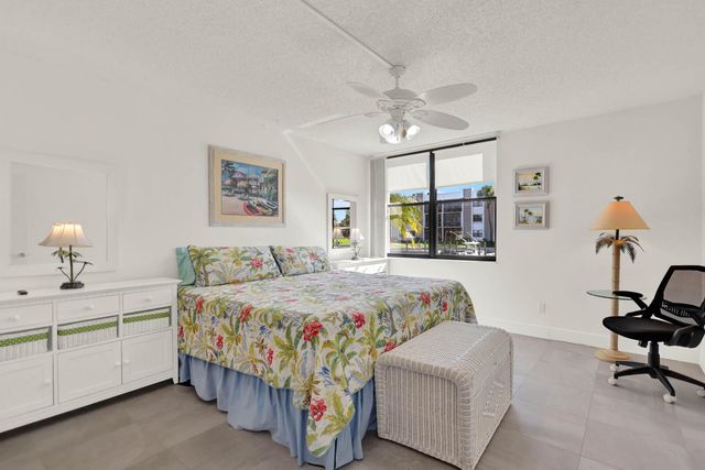 1950 SW Palm City Road 9102, Stuart, FL 34994