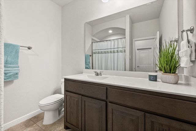 1040 Brownford Drive, Fort Worth, TX 76028