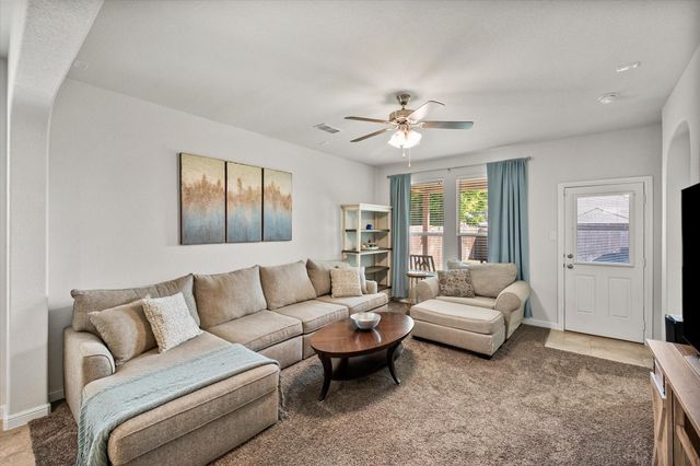 1040 Brownford Drive, Fort Worth, TX 76028