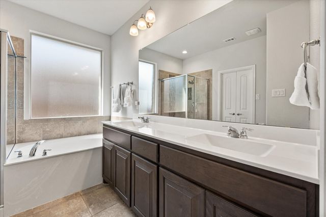 1040 Brownford Drive, Fort Worth, TX 76028