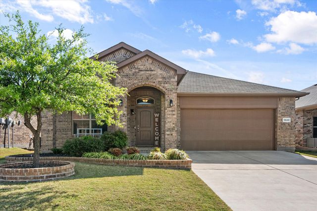 1040 Brownford Drive, Fort Worth, TX 76028