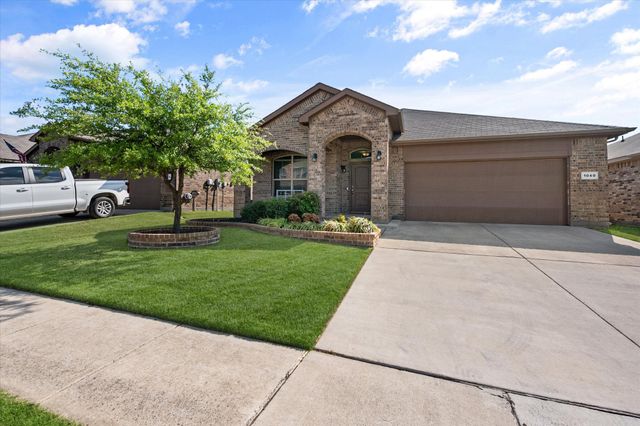 1040 Brownford Drive, Fort Worth, TX 76028
