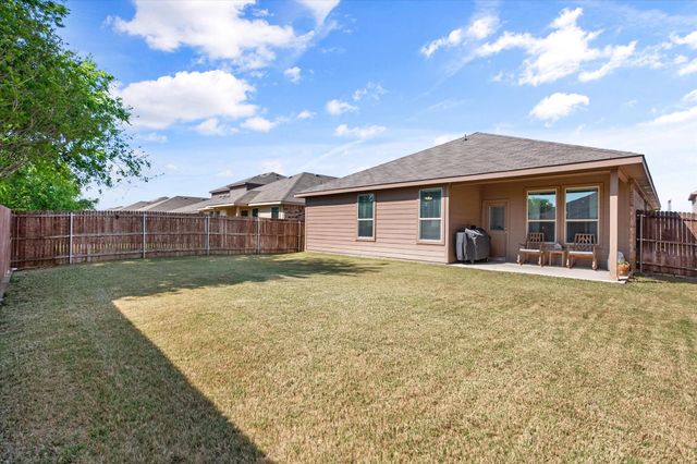 1040 Brownford Drive, Fort Worth, TX 76028