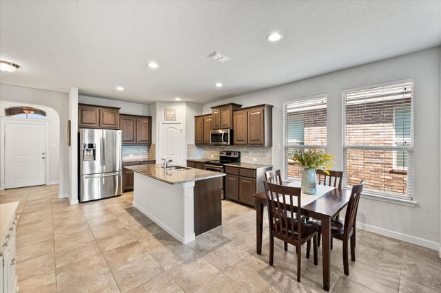 1040 Brownford Drive, Fort Worth, TX 76028