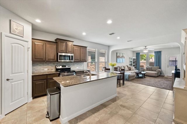 1040 Brownford Drive, Fort Worth, TX 76028