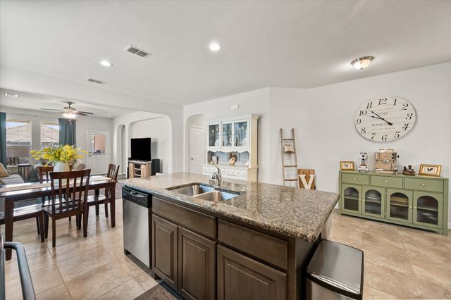 1040 Brownford Drive, Fort Worth, TX 76028