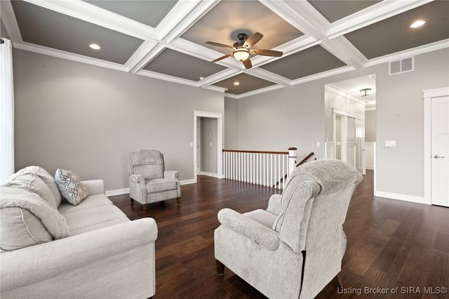 3401 Naples Way, Sellersburg, IN 47172