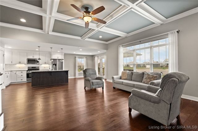 3401 Naples Way, Sellersburg, IN 47172