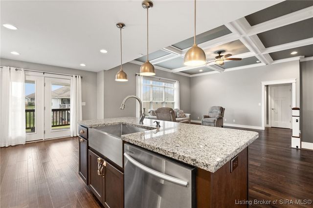 3401 Naples Way, Sellersburg, IN 47172