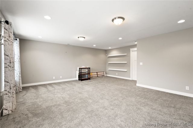 3401 Naples Way, Sellersburg, IN 47172