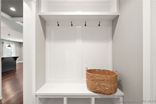 3401 Naples Way, Sellersburg, IN 47172