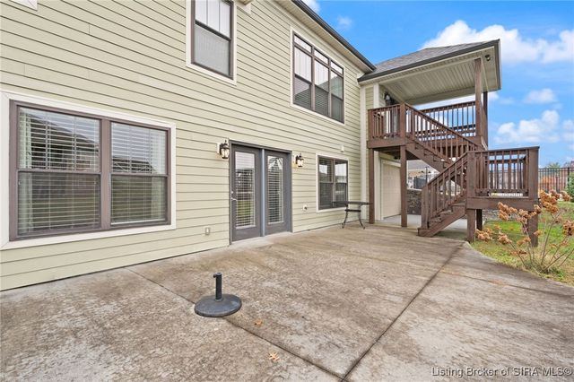 3401 Naples Way, Sellersburg, IN 47172