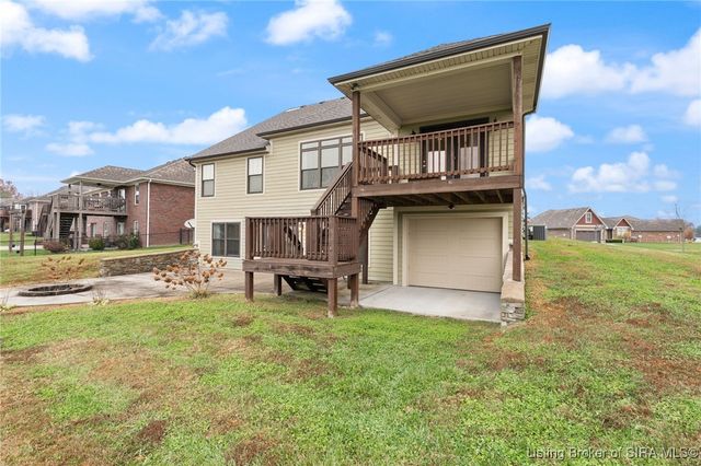 3401 Naples Way, Sellersburg, IN 47172