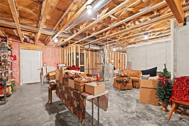 3401 Naples Way, Sellersburg, IN 47172