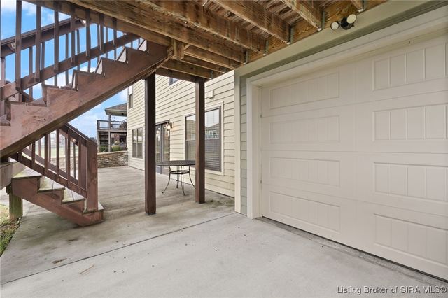 3401 Naples Way, Sellersburg, IN 47172