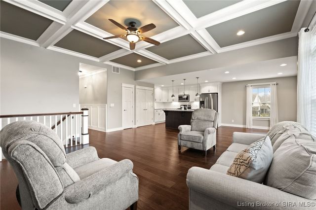 3401 Naples Way, Sellersburg, IN 47172