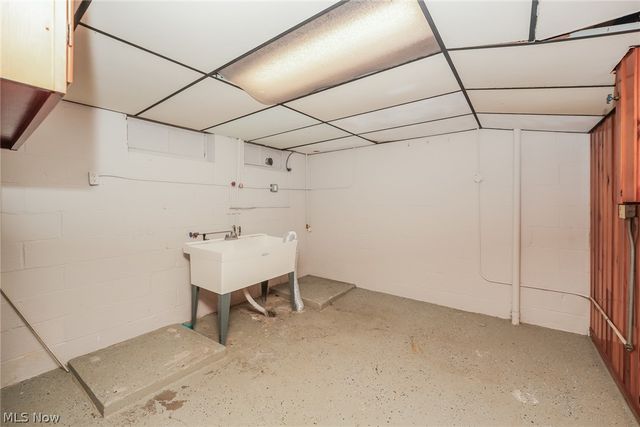 6045 Dunham Road, Maple Heights, OH 44137