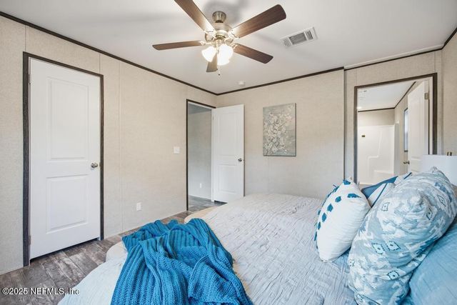 520 HICKORY NUT Trail, Satsuma, FL 32189