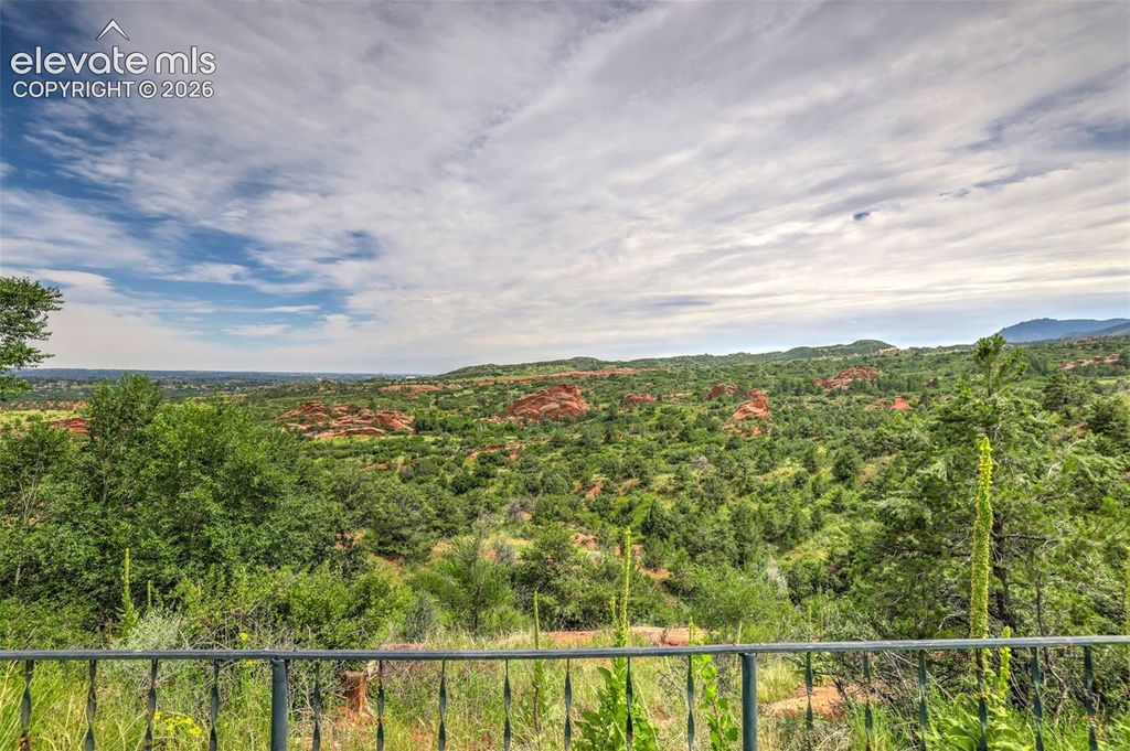223 Crystal Hills Boulevard, Manitou Springs, CO 80829 — photo 2