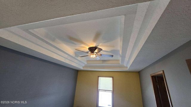 1725 Parkside Place, Findlay, OH 45840