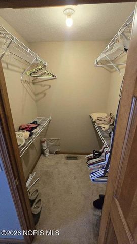 1725 Parkside Place, Findlay, OH 45840