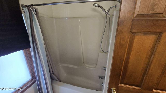 1725 Parkside Place, Findlay, OH 45840