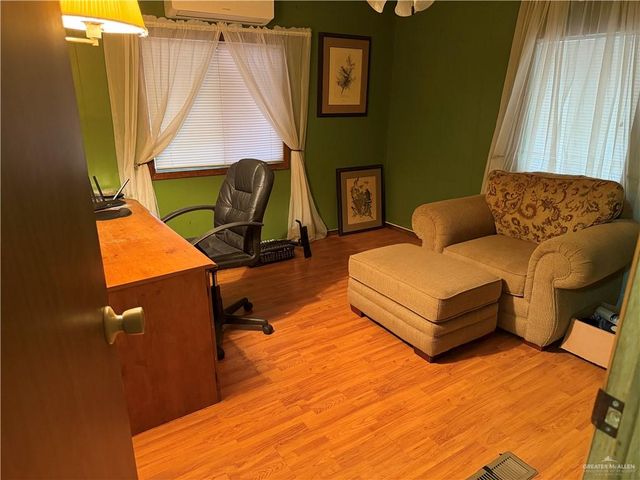 188 Lagos Vista Avenue, Mercedes, TX 78570