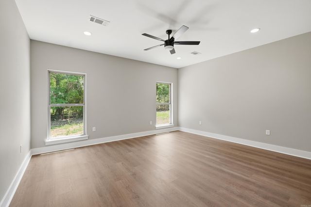 17 Ridgewood Drive, Greenbrier, AR 72032