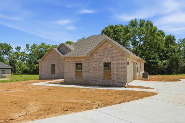 17 Ridgewood Drive, Greenbrier, AR 72032