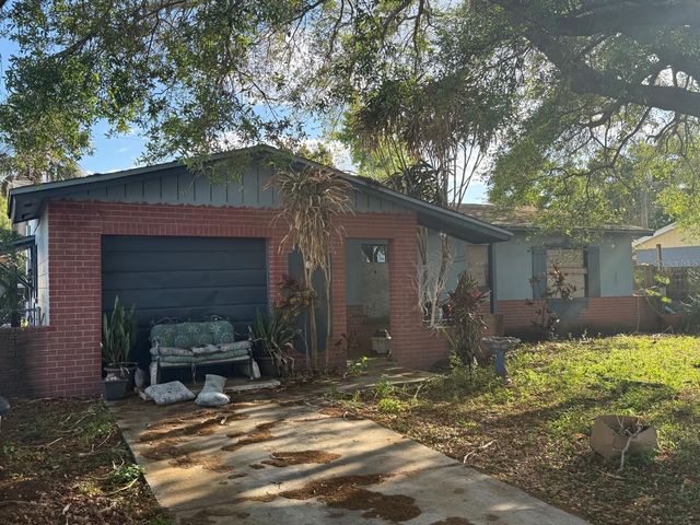 7413 ARIPEKA DRIVE, Tampa, FL 33619