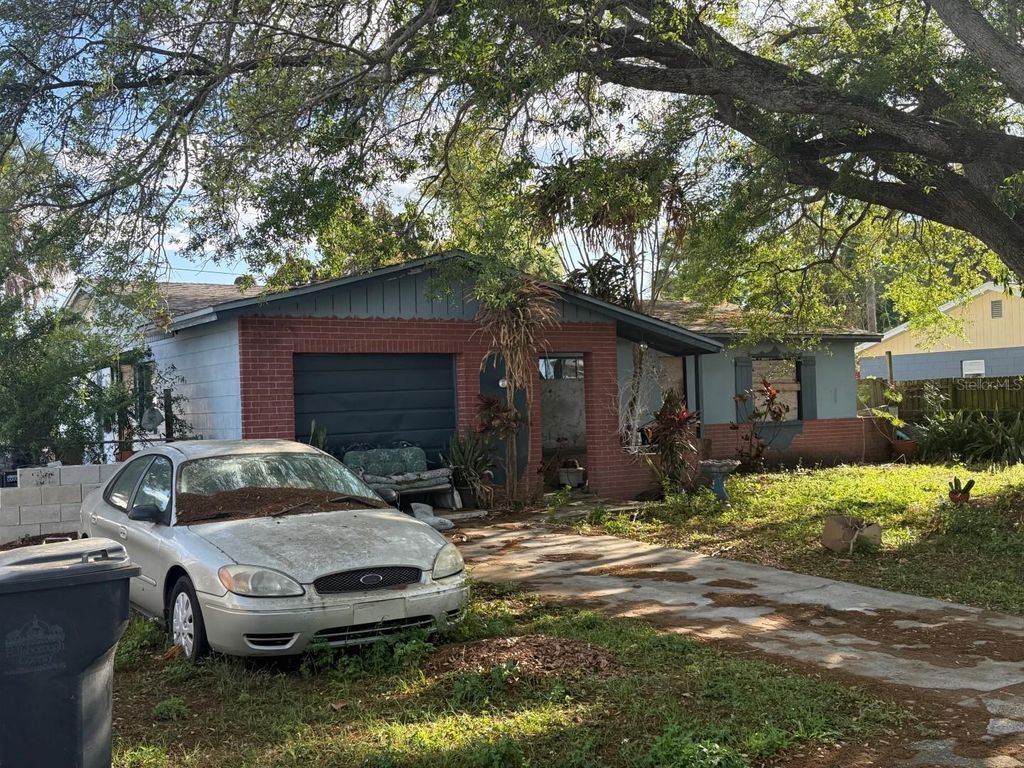 7413 ARIPEKA DRIVE, Tampa, FL 33619