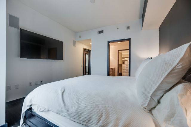 1212 Laurel St Apt 1915, Nashville, TN 37203