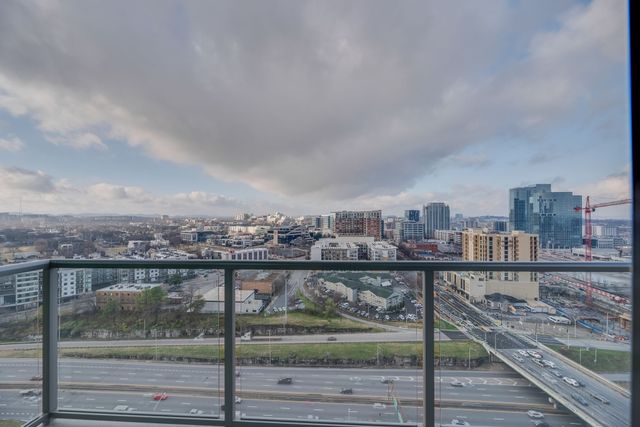 1212 Laurel St Apt 1915, Nashville, TN 37203