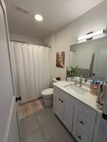 5 W. Dane St 7, Beverly, MA 01915