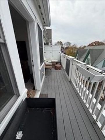 5 W. Dane St 7, Beverly, MA 01915