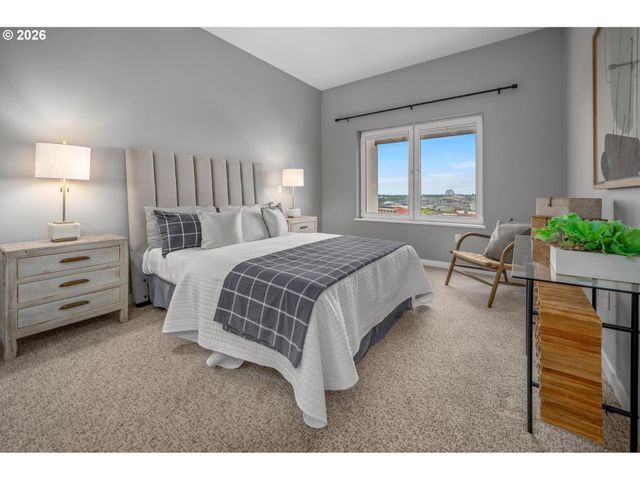 2445 Nw WESTOVER Rd 414, Portland, OR 97210