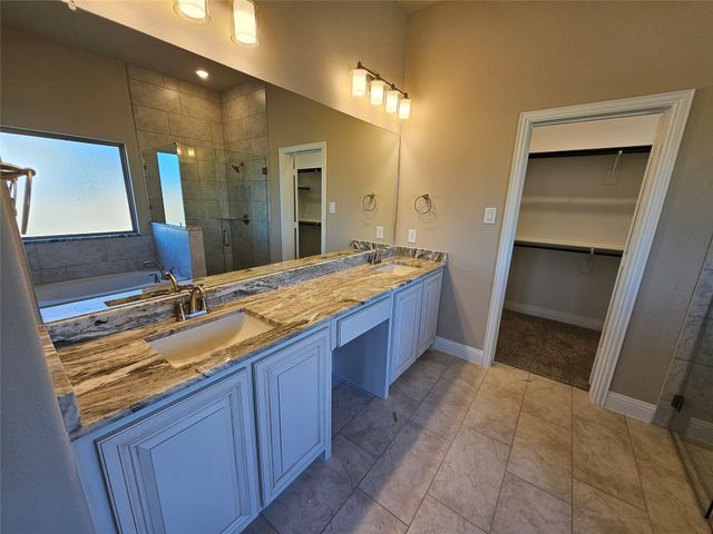 280 Redwood Circle, Trenton, TX 75490