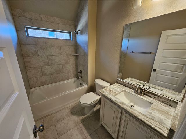 280 Redwood Circle, Trenton, TX 75490