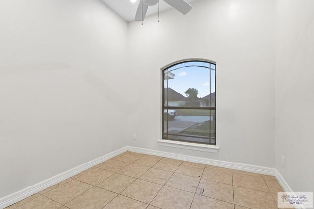 6651 Pine Creek Avenue, Brownsville, TX 78526