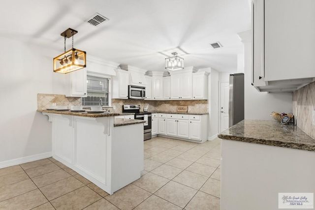 6651 Pine Creek Avenue, Brownsville, TX 78526