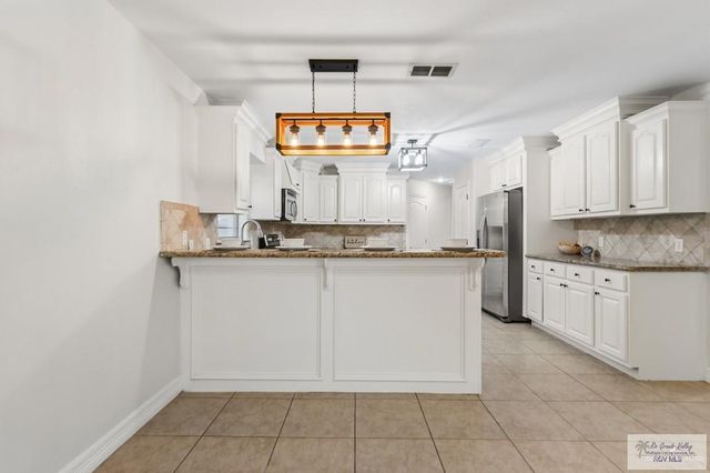 6651 Pine Creek Avenue, Brownsville, TX 78526