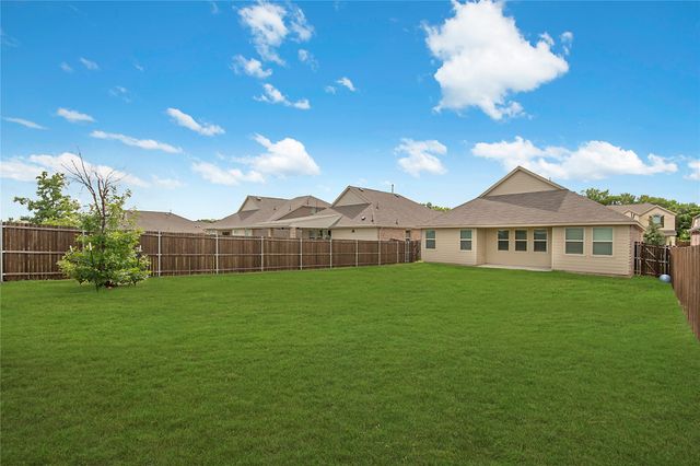 8012 Lindheimer Lane, Mckinney, TX 75071