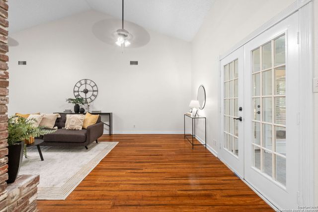 3605 Hidden Dr Apt C4, San Antonio, TX 78217