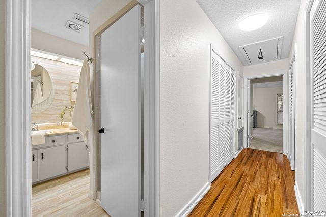 3605 Hidden Dr Apt C4, San Antonio, TX 78217