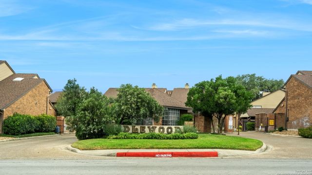 3605 Hidden Dr Apt C4, San Antonio, TX 78217