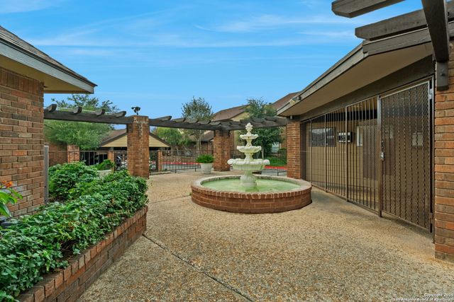 3605 Hidden Dr Apt C4, San Antonio, TX 78217