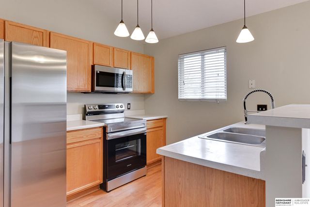 17849 Olive Street, Omaha, NE 68136