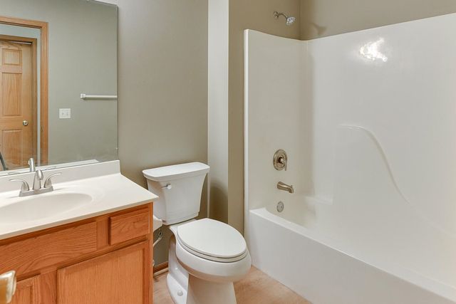 17849 Olive Street, Omaha, NE 68136