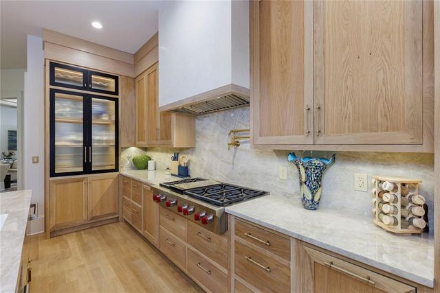 705 Langford Lane NW, Sandy Springs, GA 30327