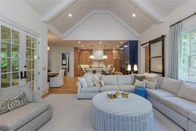 705 Langford Lane NW, Sandy Springs, GA 30327